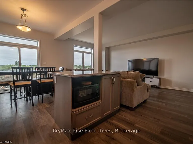 1673 Brookedayle Ave — Photo 12