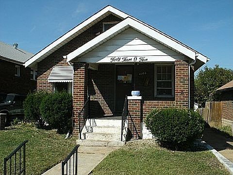 1st image of 4305 Rosewood Ave
