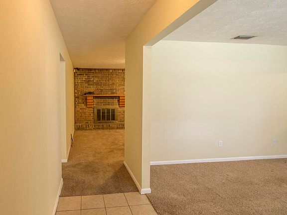 3rd image of 6173 Deepwood Dr W