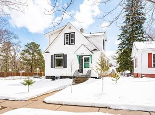 4032 Gilliat St, Duluth, MN 55804