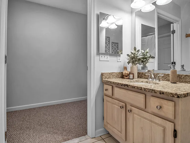 Luxe Bathroom