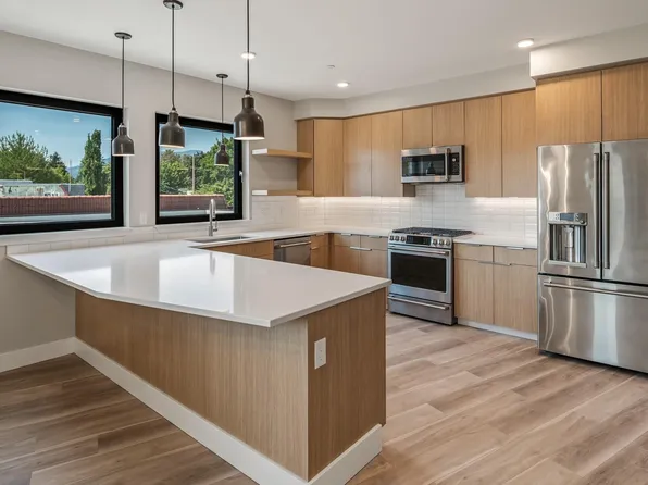 503 Cedar St #203, Sandpoint, ID 83864