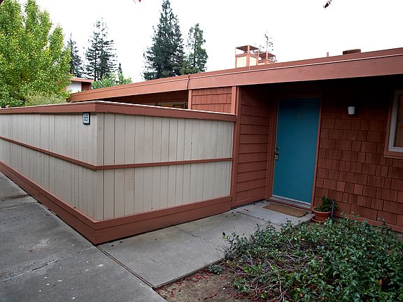 Entrance and patio - outside