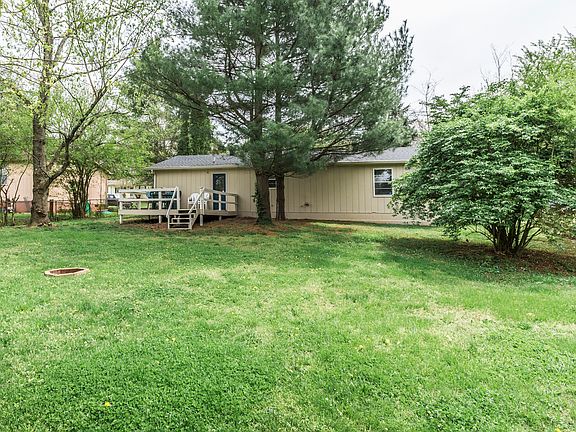 5th image of 4121 Deer Run Dr