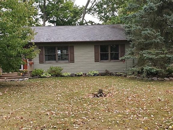 3rd image of 200 Seneca Dr