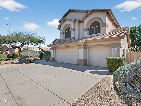 3rd image of 9719 E NAVARRO Avenue