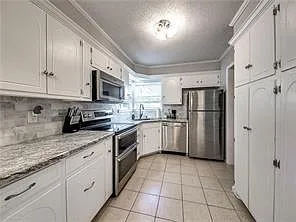 218 Tanglewood Dr — Photo 11
