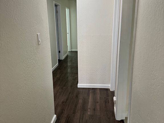 2nd image of 267 Sage St