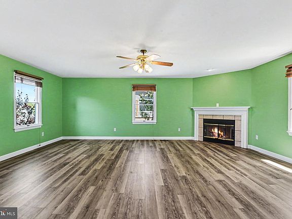 4th image of 1242 Jill Dr