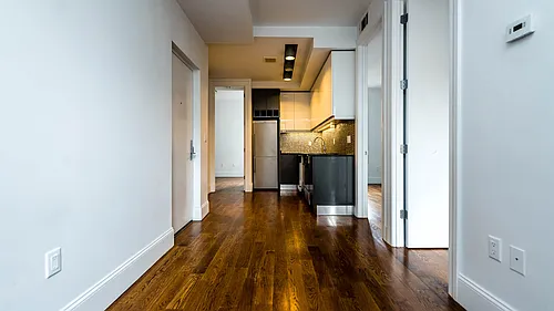 1635 Putnam Ave Photo 1