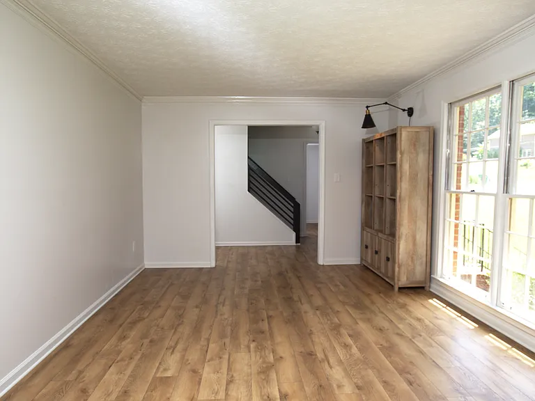 48 Stone Valley Dr SW — Photo 5