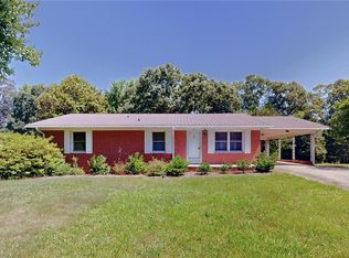 5804 Erwinwood Dr, High Point, NC 27263