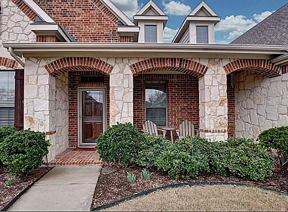 2nd image of 437 Plumwood Way