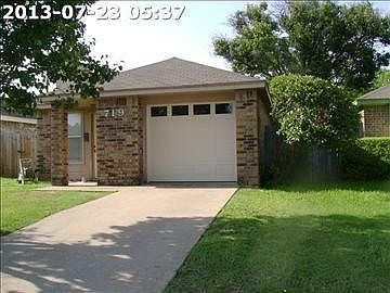 1st image of 719 Fairwood Pl