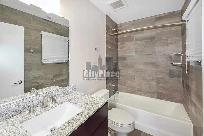 1223 E New York St — Photo 17