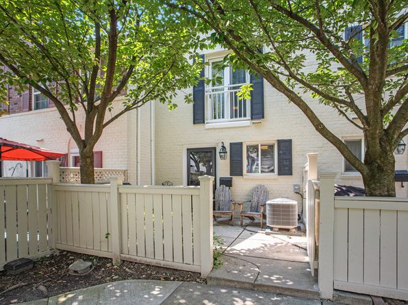 1311 N Van Dorn St