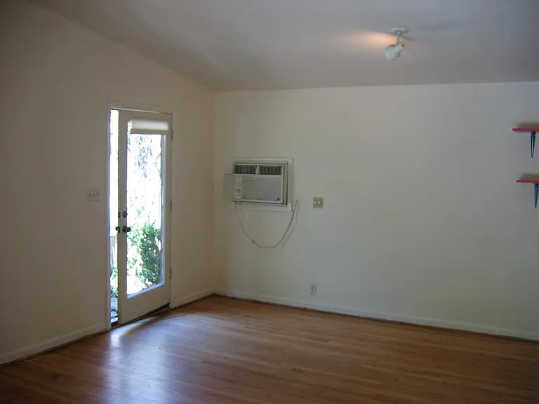 Main entrance to main room
