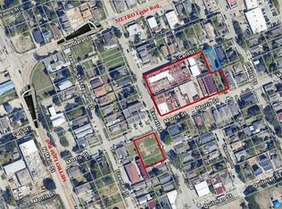 2323 Everett St, Houston, TX 77009