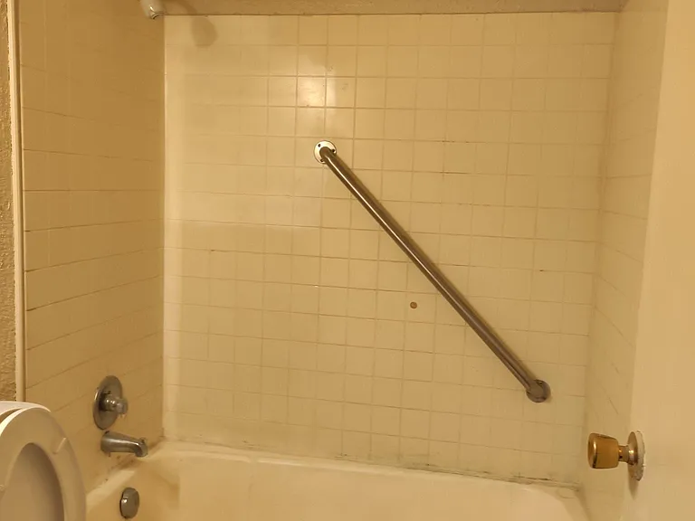 3607 Covert Ave — Photo 8