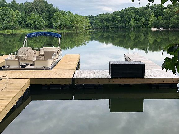 4th image of 398 Tules Landing Ln