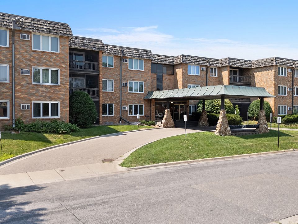 1st image of 3200 Virginia Ave S APT 209