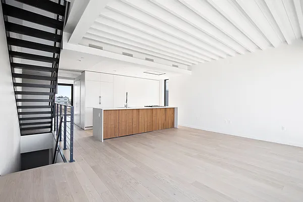 Rented by Kin | media 27