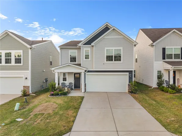1719 Southwold Ln, Boiling Springs, SC 29316