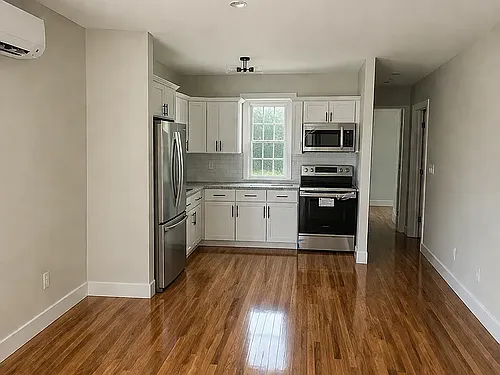 360 Campbell Ave #1A Photo 1
