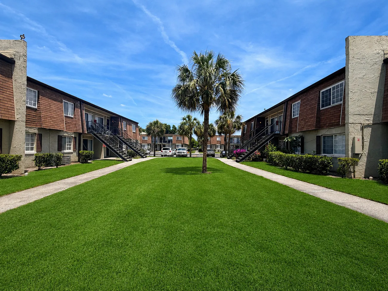 Park Pointe Apartments — Photo 3