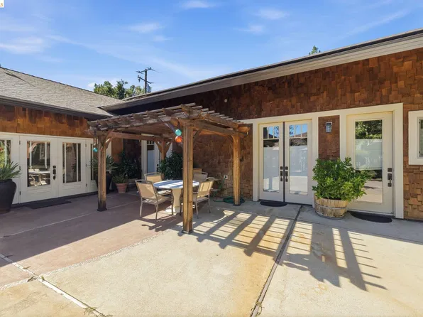 22890 Mount Holly Ln, Columbia, CA 95310
