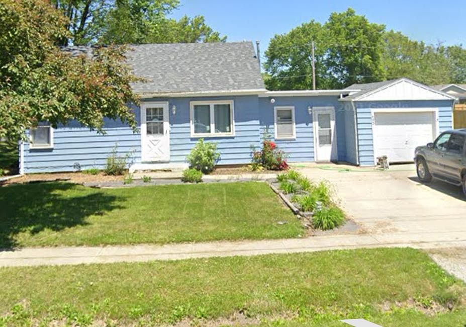 695 Iowa Ave, Martensdale, IA 50160 Zillow