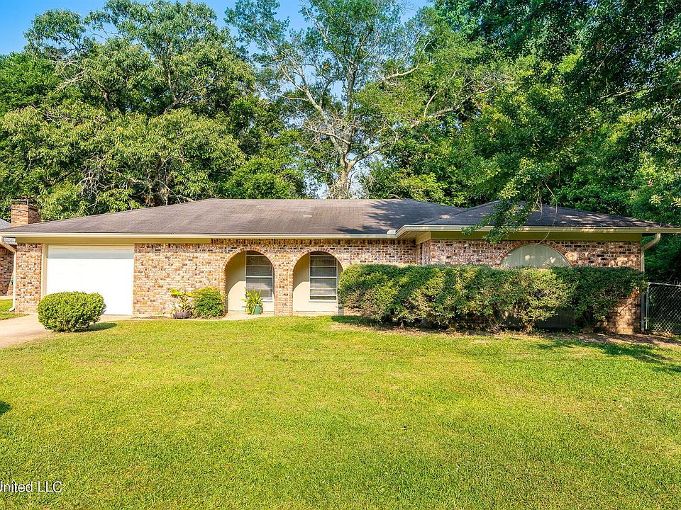 1st image of 1809 Sandpiper Ave