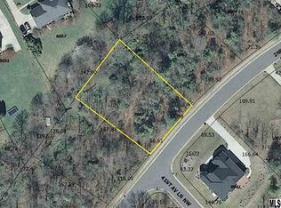 4107 2nd St NW, Hickory, NC 28601