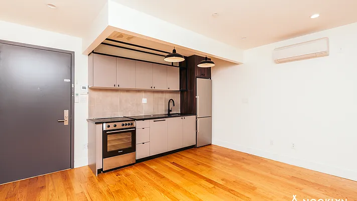 Rented by Nooklyn NYC LLC | media 29