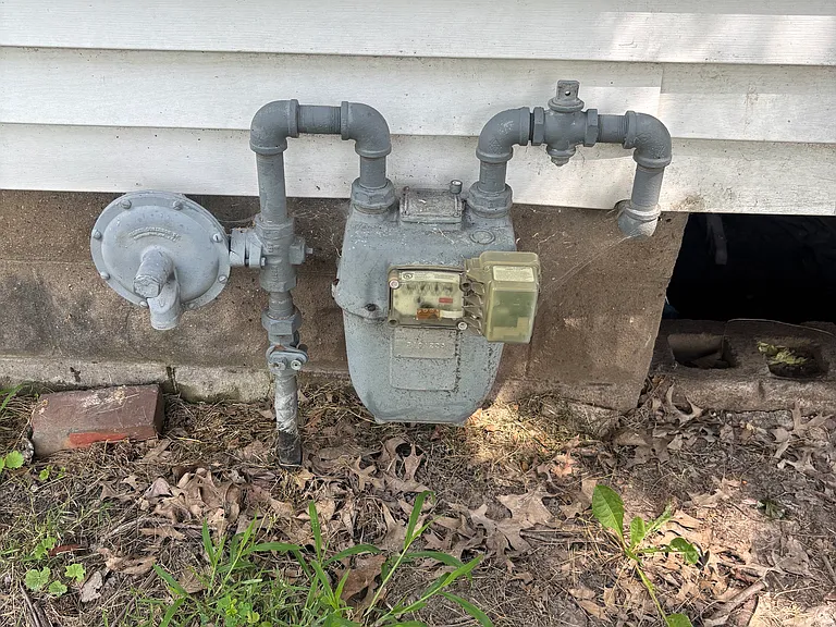 435 S Cedar St — Photo 13