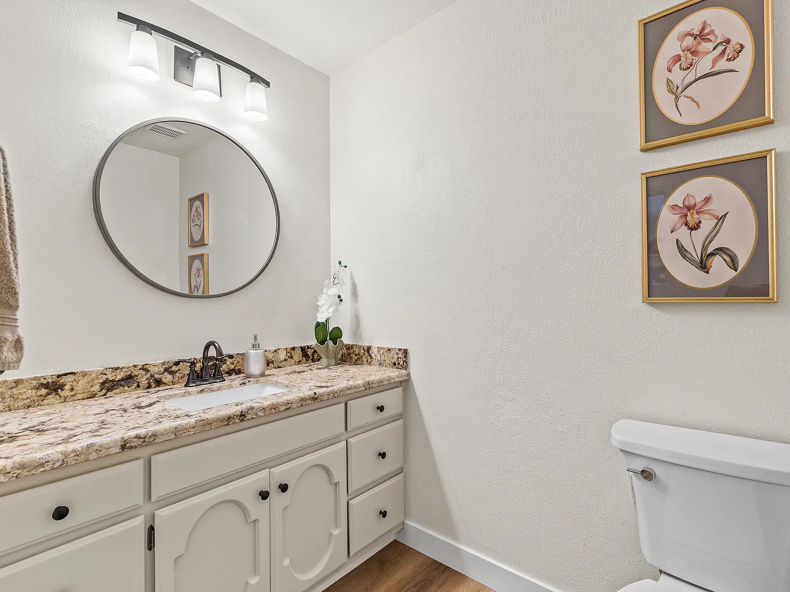 5 bed, 3.5 bath, 2856 sqft, $5,000 — Photo 3