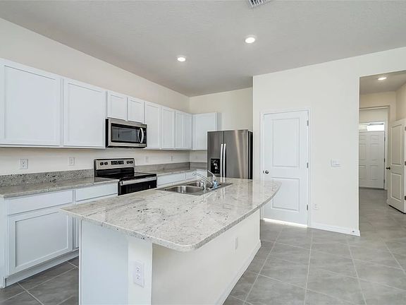 5th image of 32972 Major Oak Dr