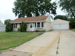 1213 Green Bay St, Onalaska, WI 54650