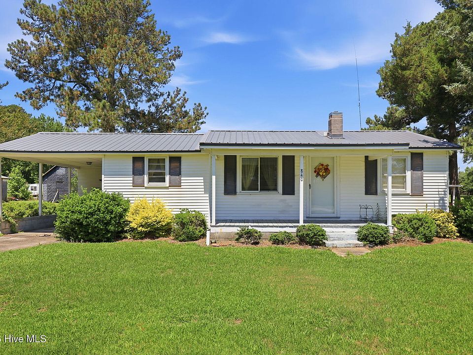 1st image of 850 Smithtown Road