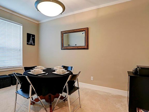 2nd image of 2812 Seaside Dr
