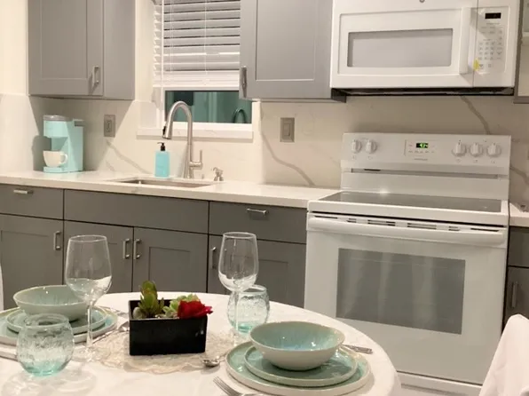 11415 Westonhill Dr, San Diego, CA 92126