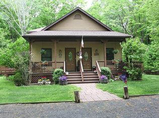 1459 River Rd, West Coxsackie, NY 12192