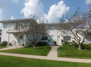 796 Eastbrooke Ln, Rochester, NY 14618