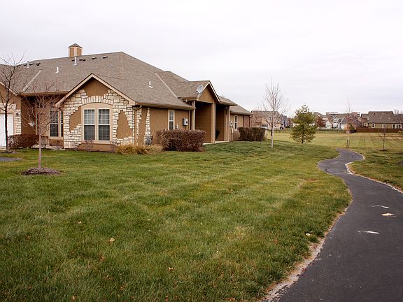 Backs to walking trail!