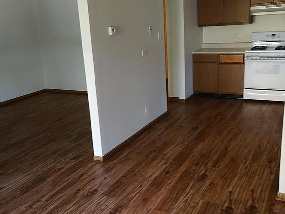 4th image of 14802 Kenton Ave APT 1B