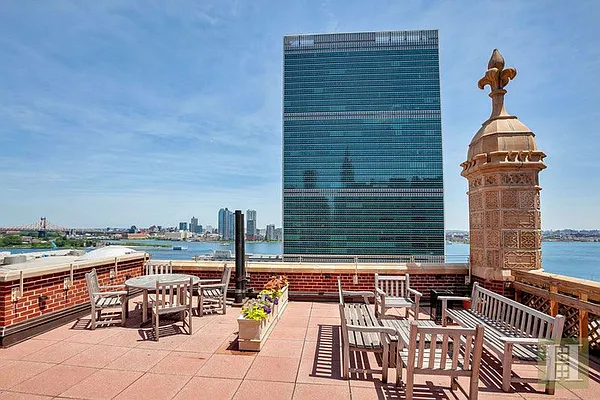 Rented by Halstead Real Estate | media 26