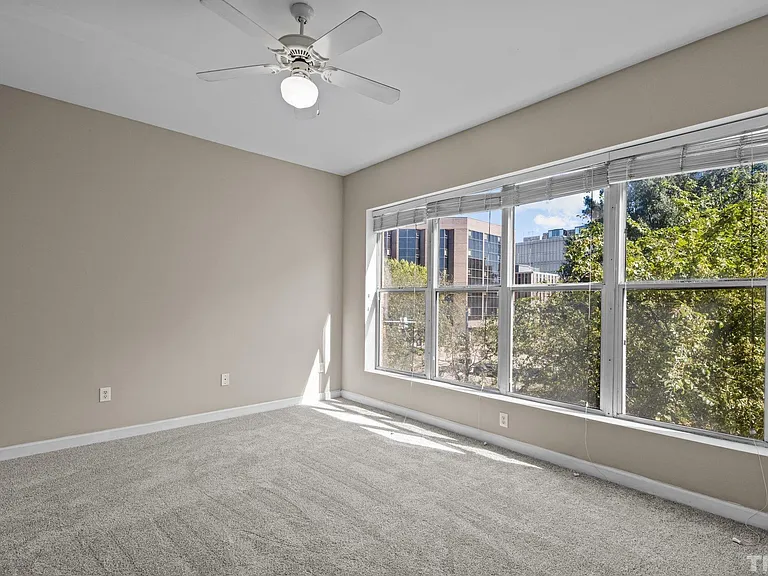 200 S Dawson St #202 — Photo 8