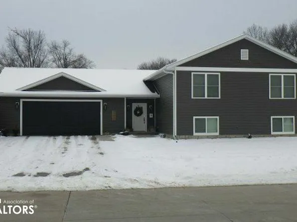 601 W Glasgow St, West Burlington, IA 52655