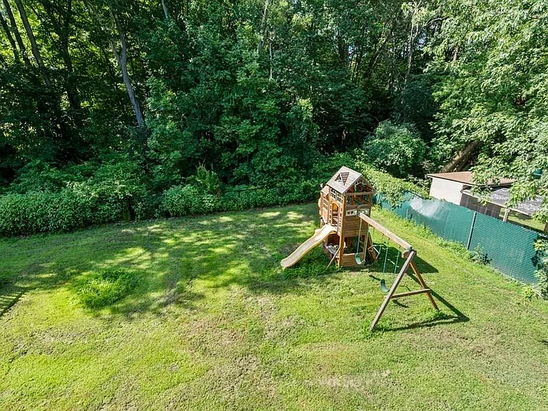 51 Intervale Ave #2 — Photo 14