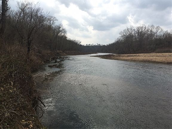 3rd image of 1150 County Road 426